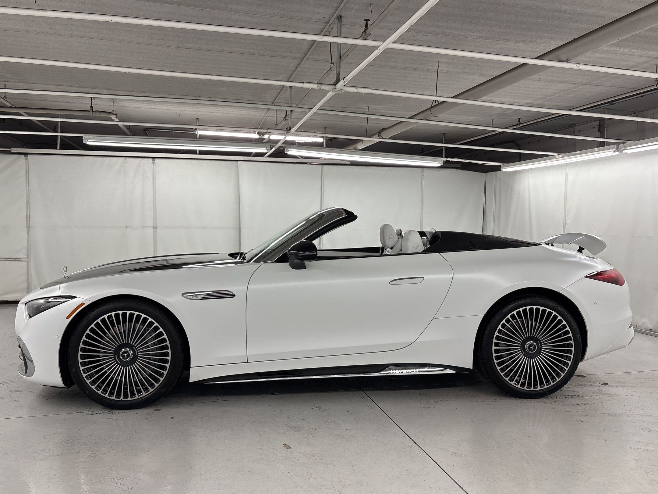 Maybach SL 680 Monogram Series 4MATIC Convertible