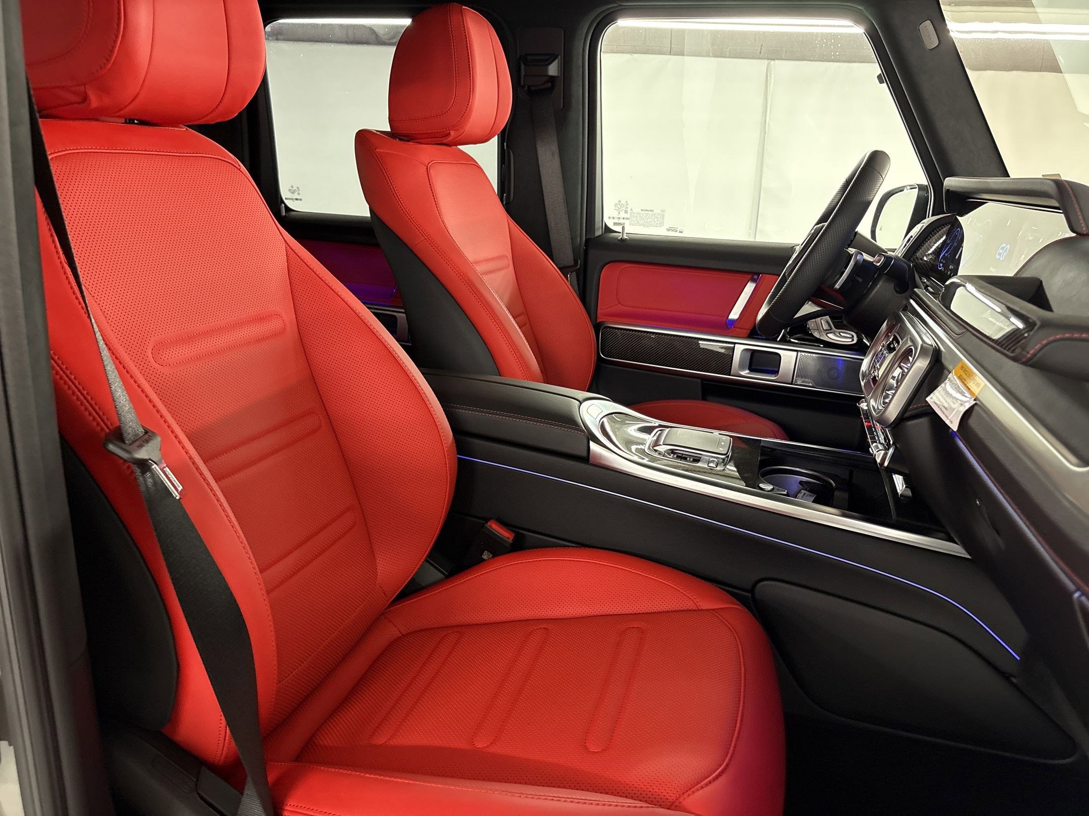 2025 Mercedes-Benz G-Class G580 - Photo 30