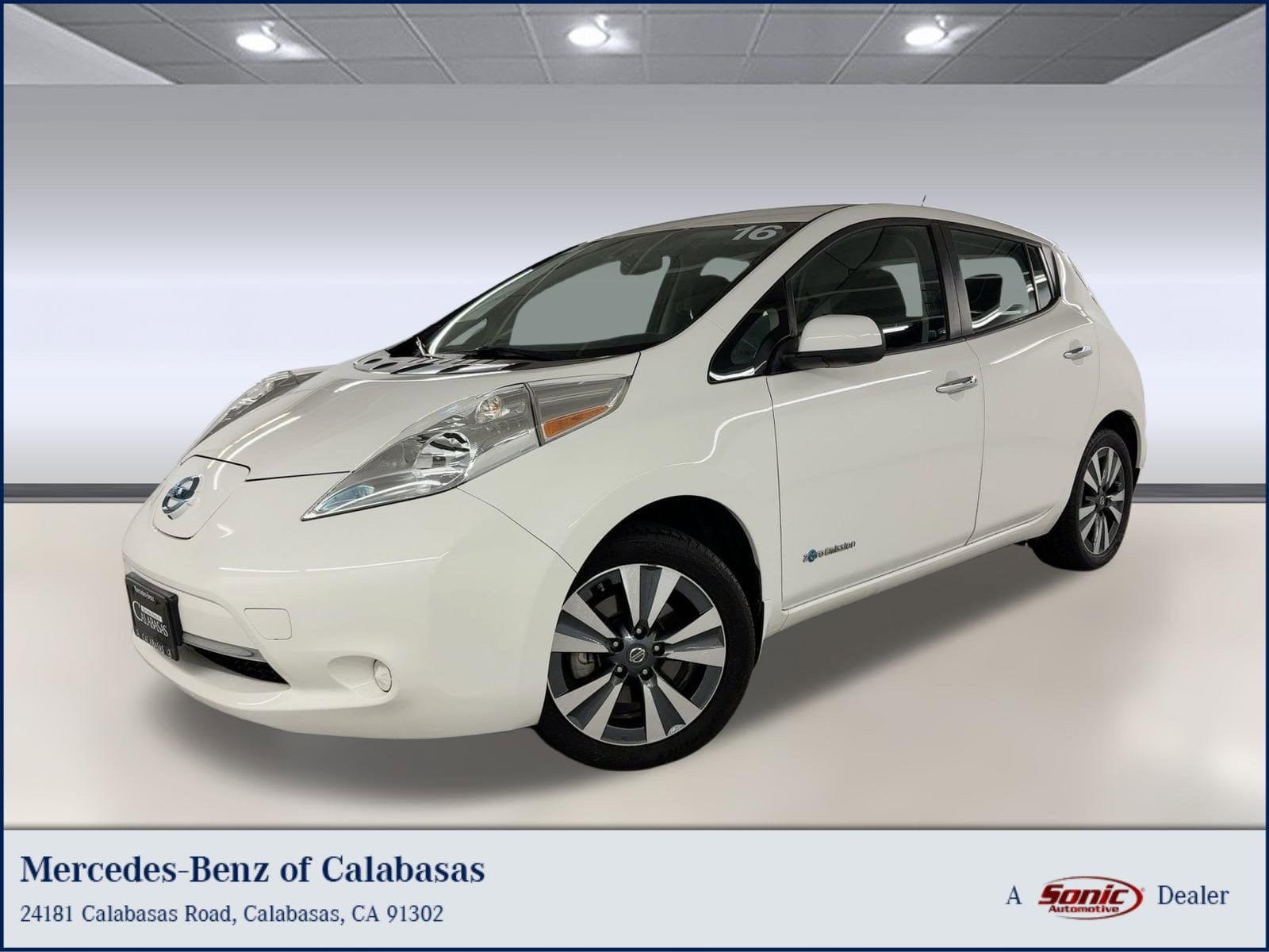 2016 Nissan LEAF SV's photo