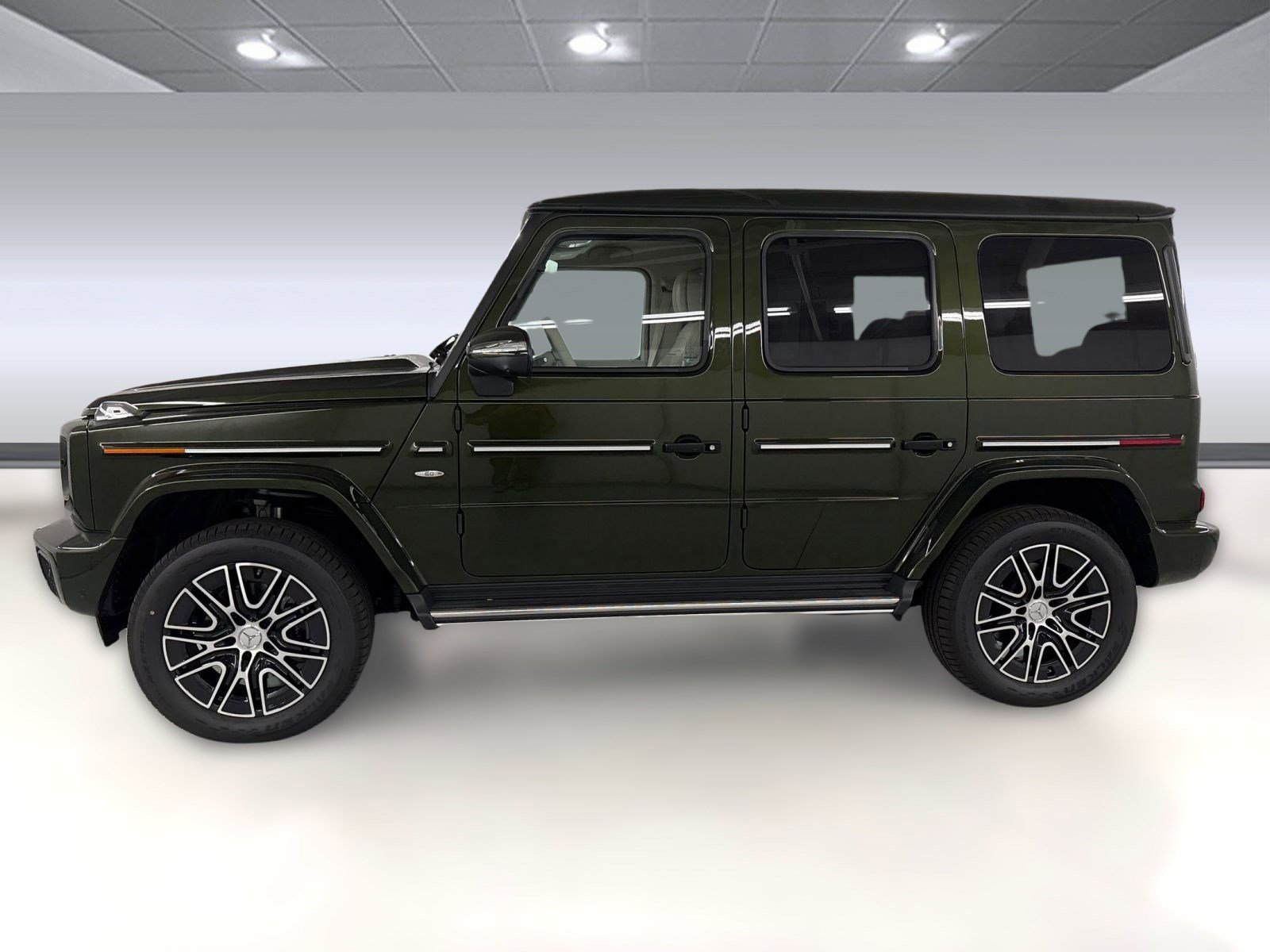 2025 Mercedes Benz G photo 2
