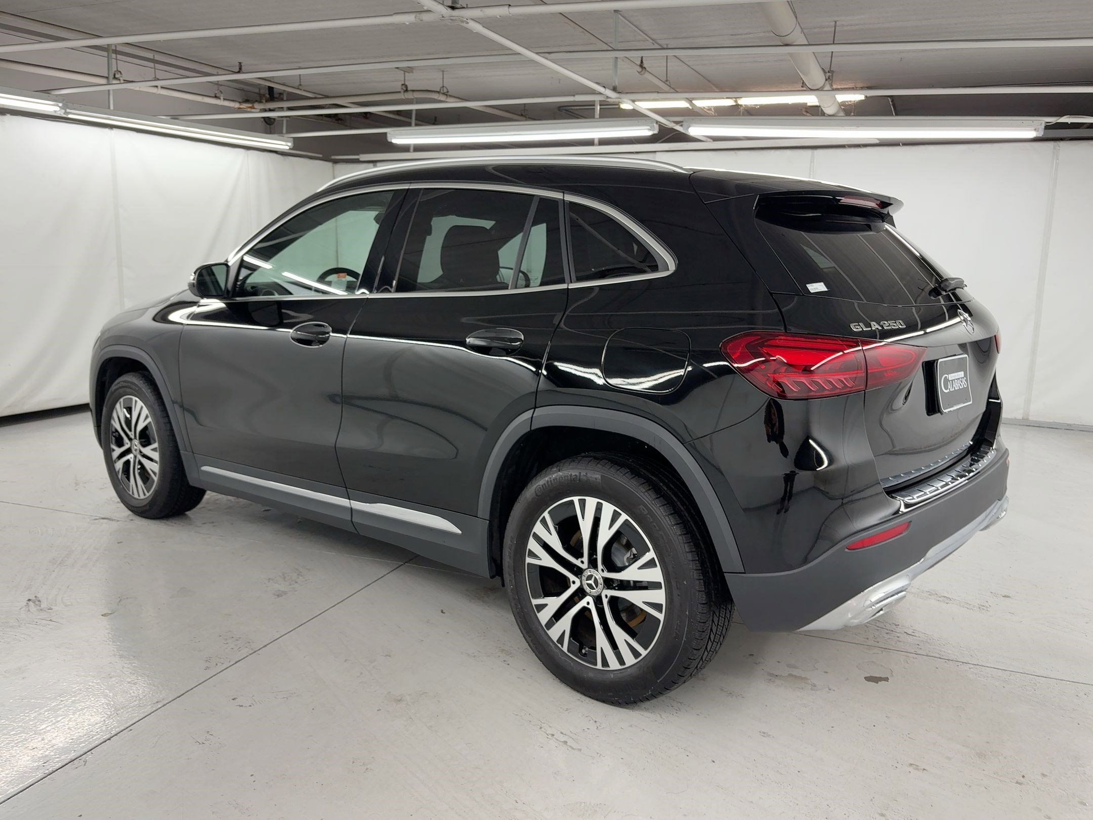 2025 Mercedes Benz GLA 250 photo 3