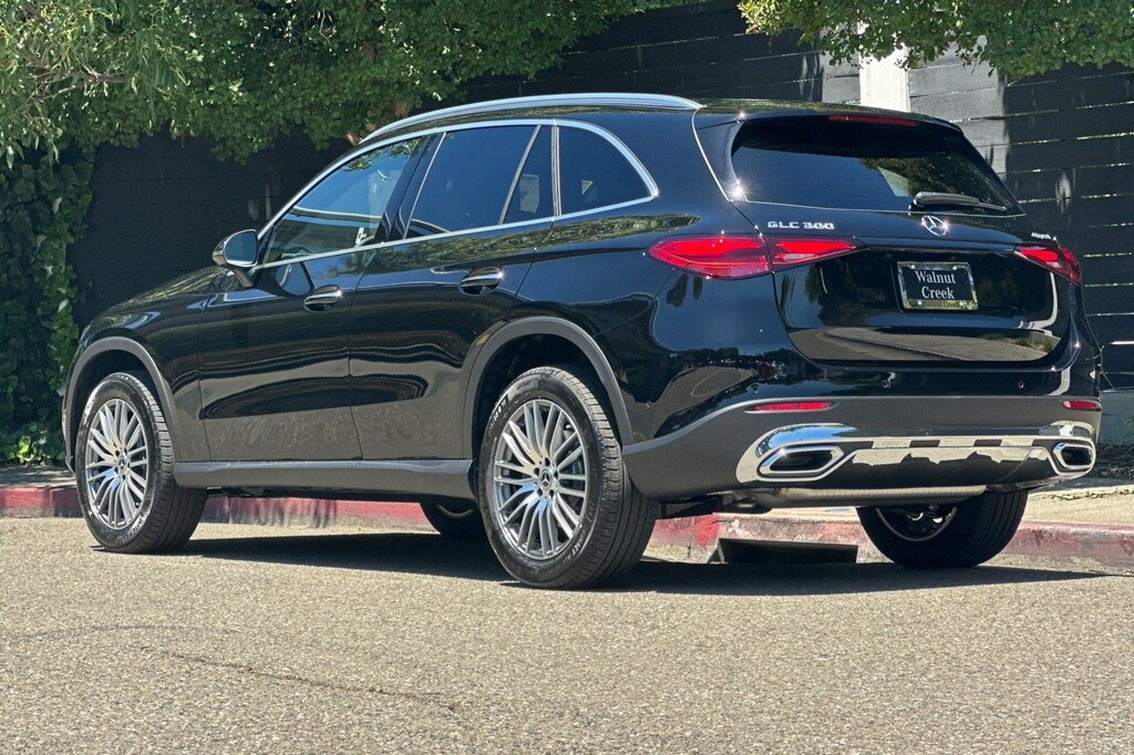 New 2026 Mercedes-Benz GLC 300 4MATIC SUV