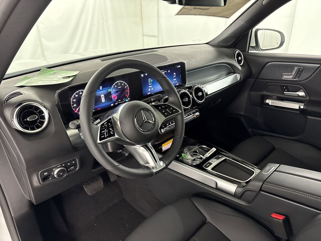 New 2026 Mercedes-Benz GLB 250 SUV