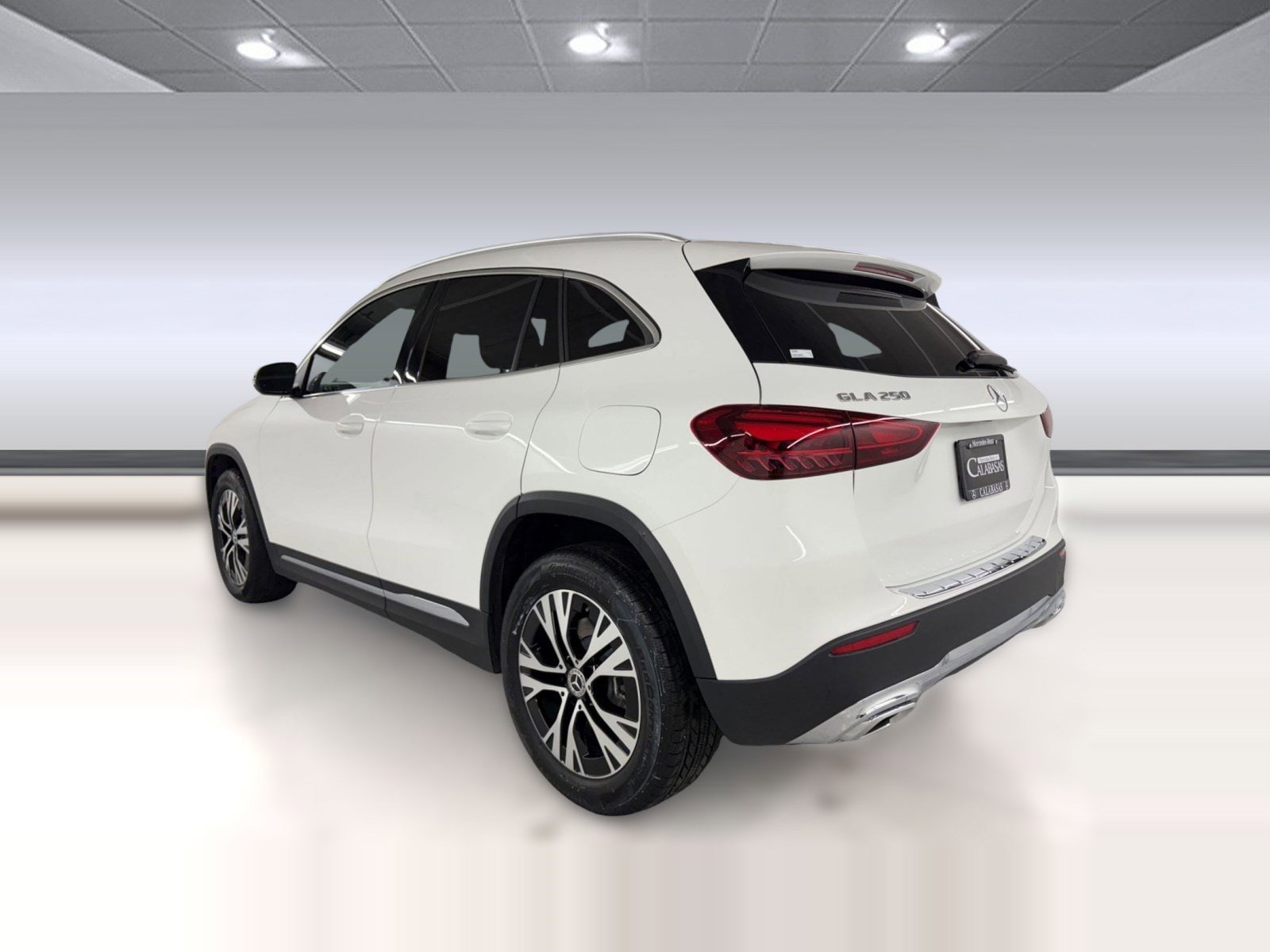 2026 Mercedes-Benz GLA 250 photo 2