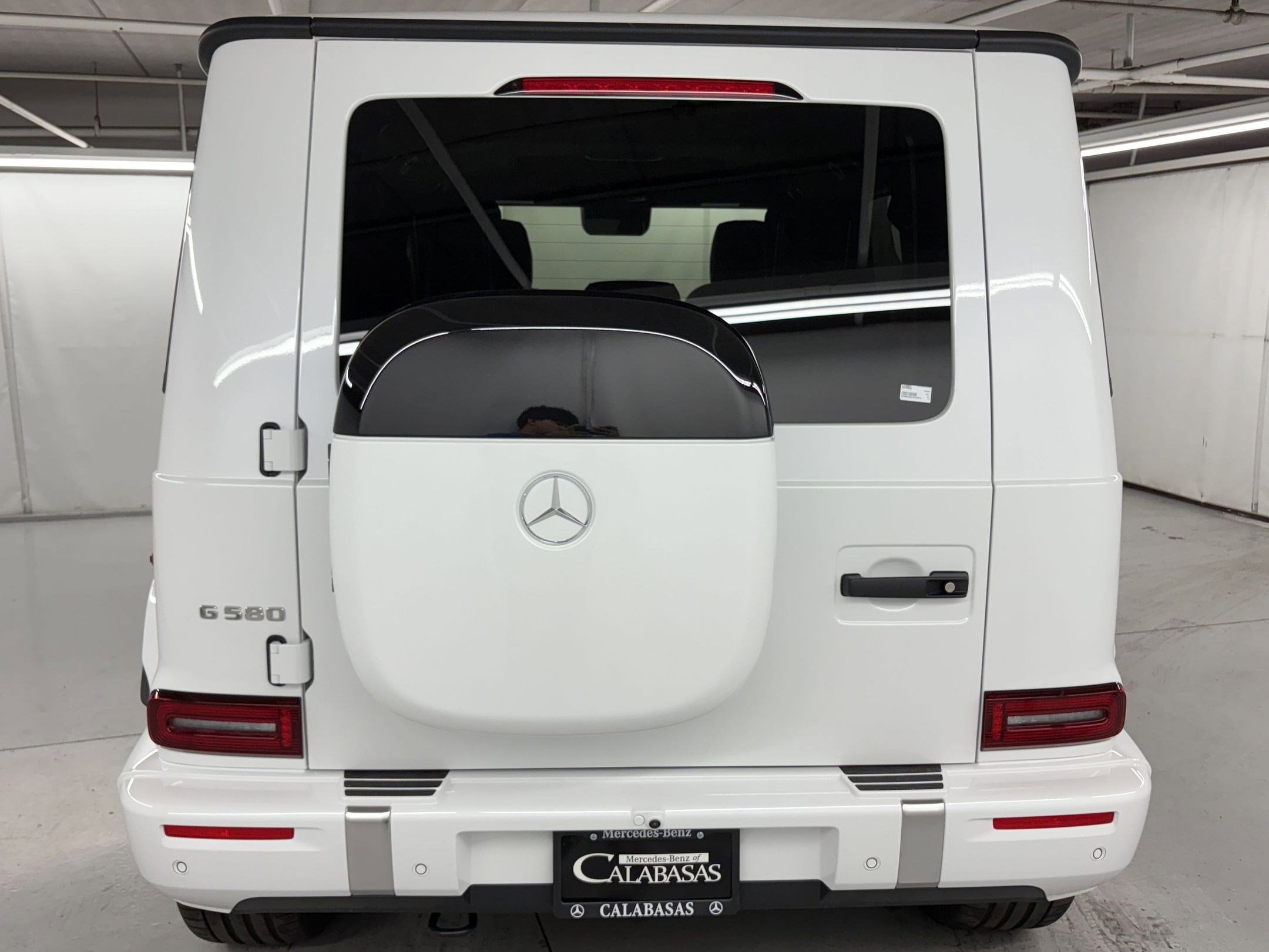 2025 Mercedes-Benz G-Class G580 - Photo 9