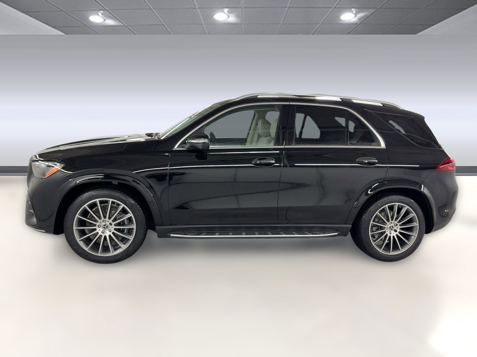 2026 Mercedes Benz GLE 450 4MATIC photo 2