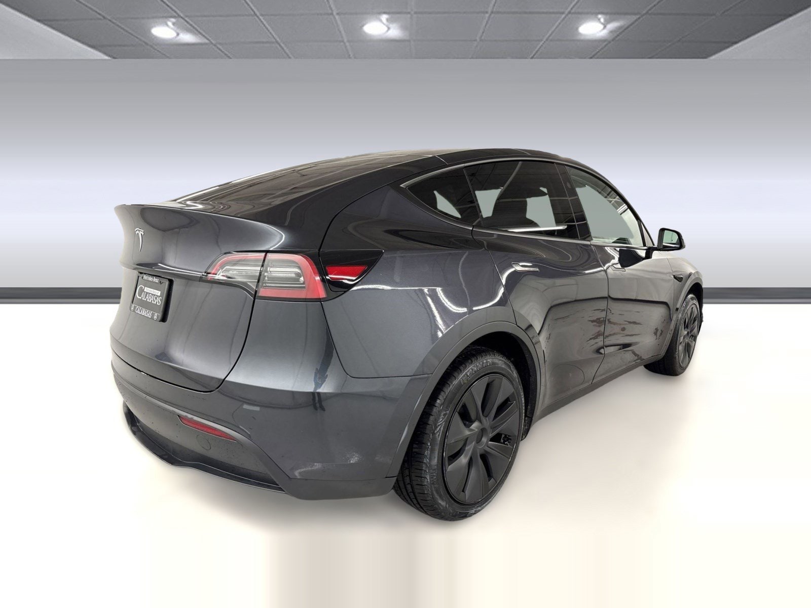 2024 Tesla Model Y Long Range photo 5