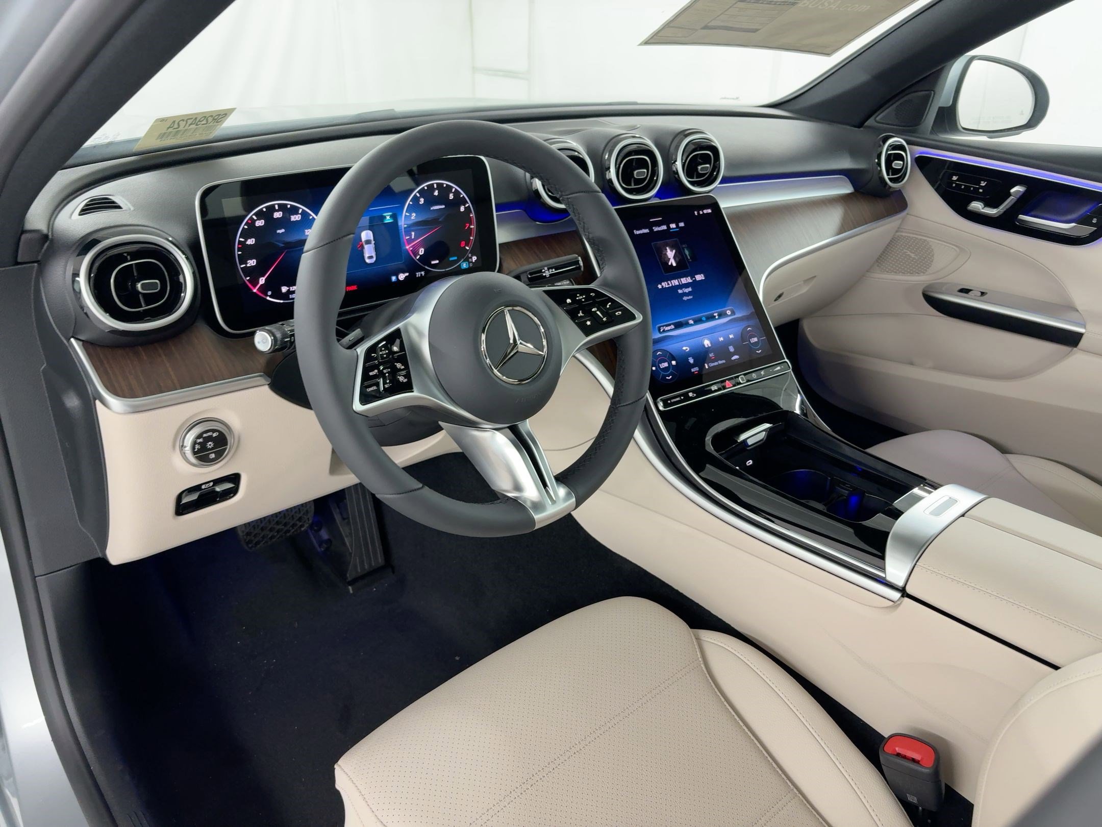 2025 Mercedes Benz C 300 Sedan photo 4