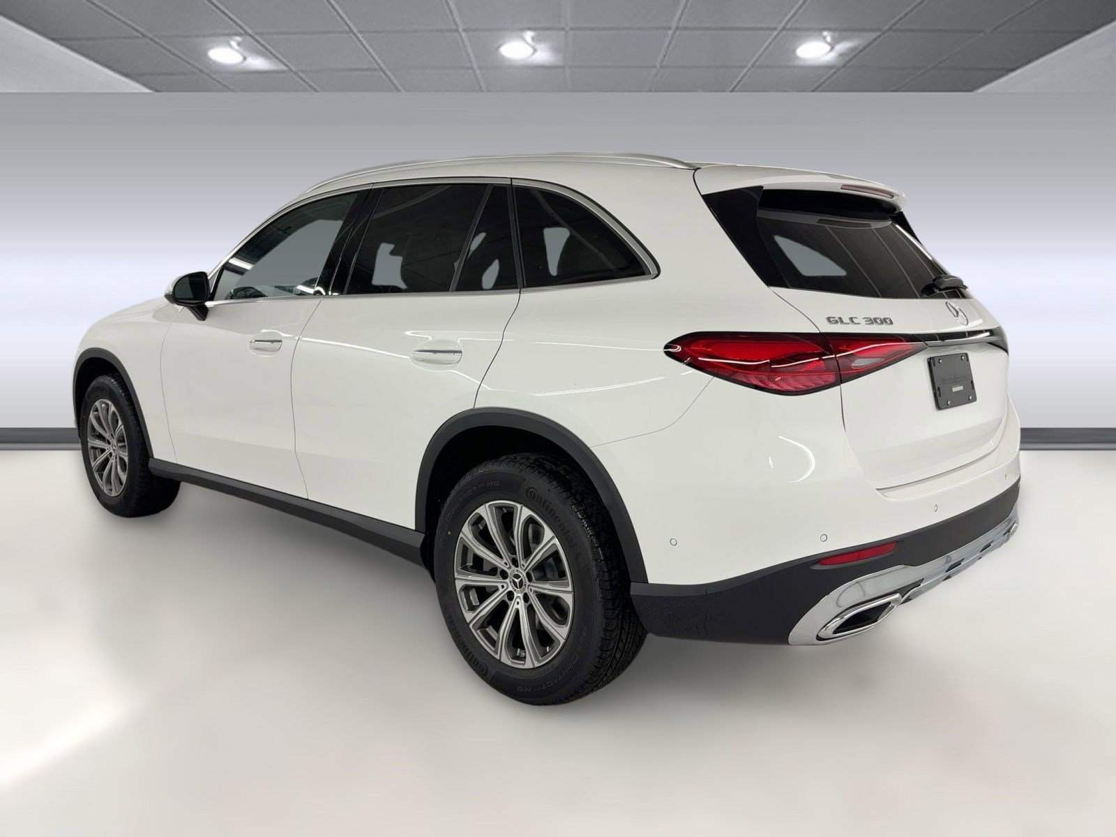 2026 Mercedes Benz GLC 300 photo 3