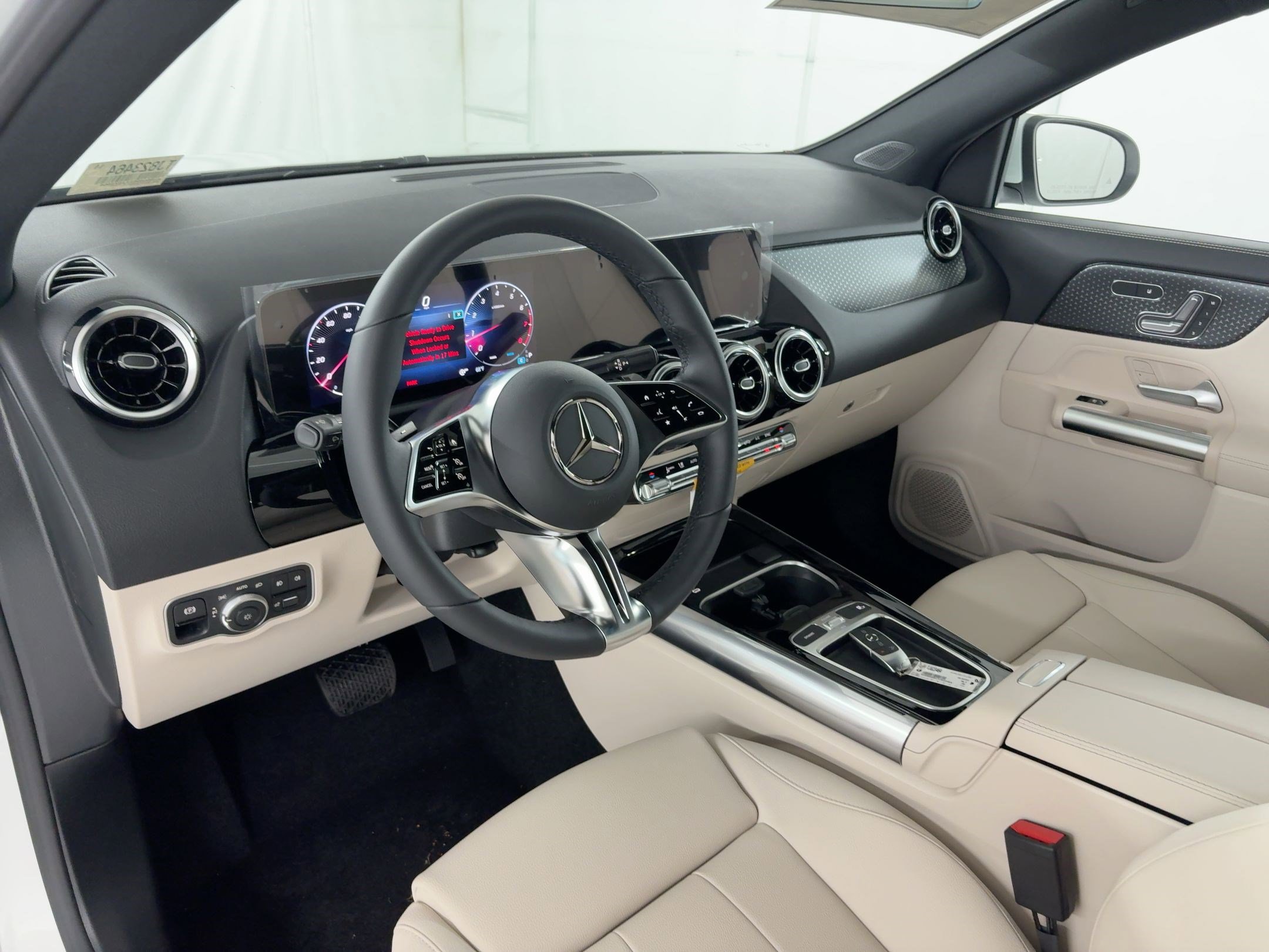 2026 Mercedes Benz GLA 250 photo 4