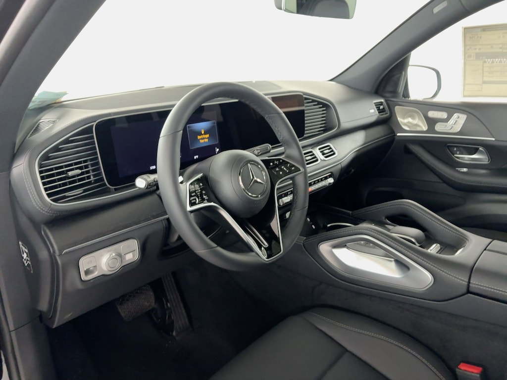 New 2025 Mercedes-Benz GLS 450 4MATIC SUV