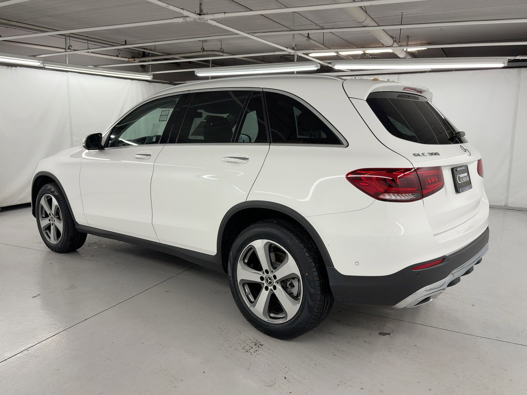 2022 Mercedes Benz GLC 300 photo 2