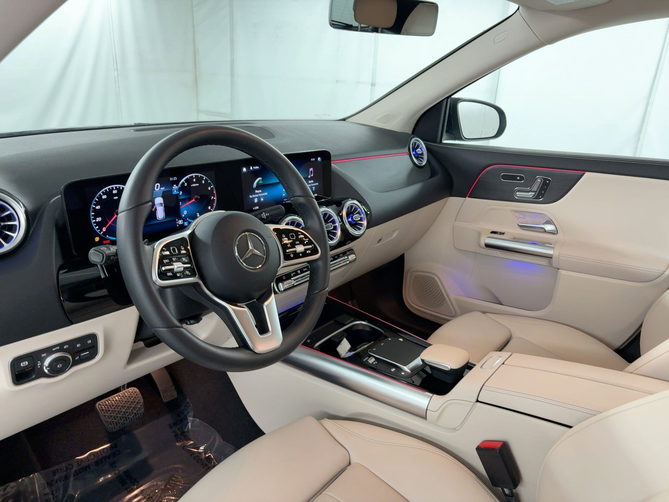 2023 Mercedes Benz GLA 250 photo 3