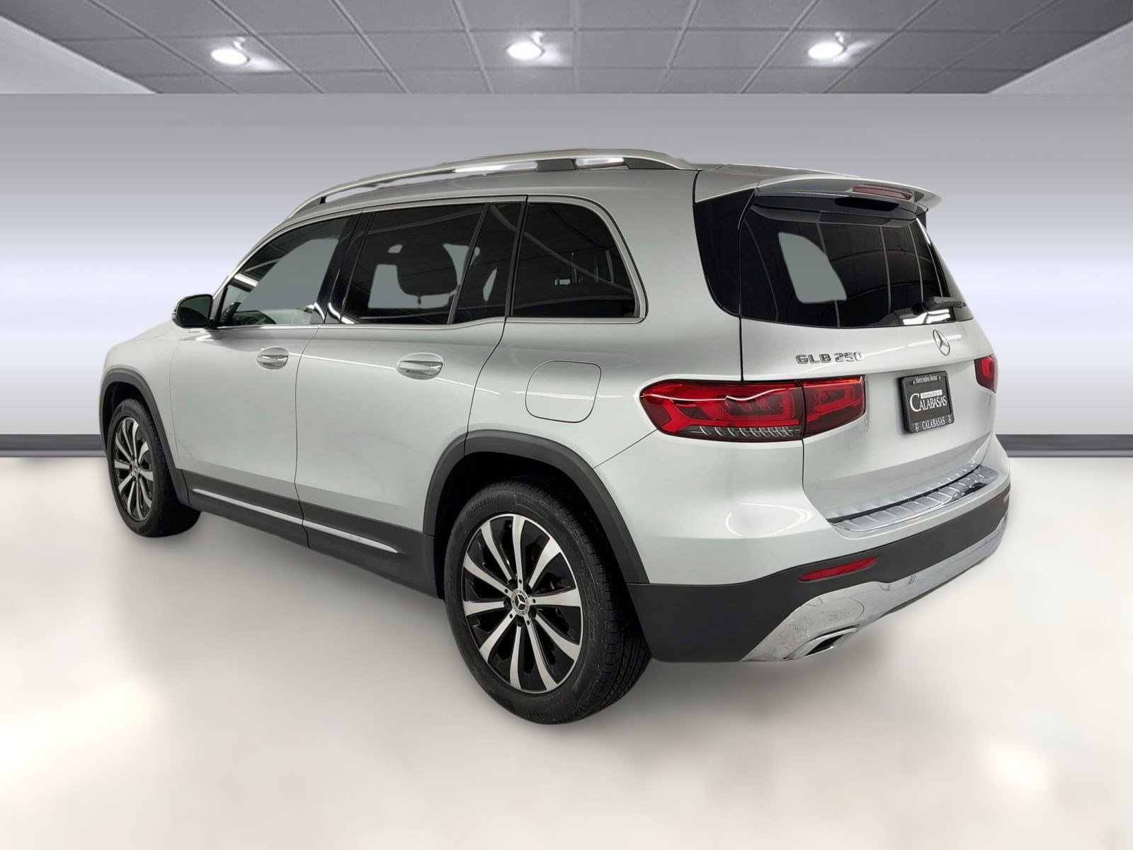 2022 Mercedes Benz GLB 250 photo 2