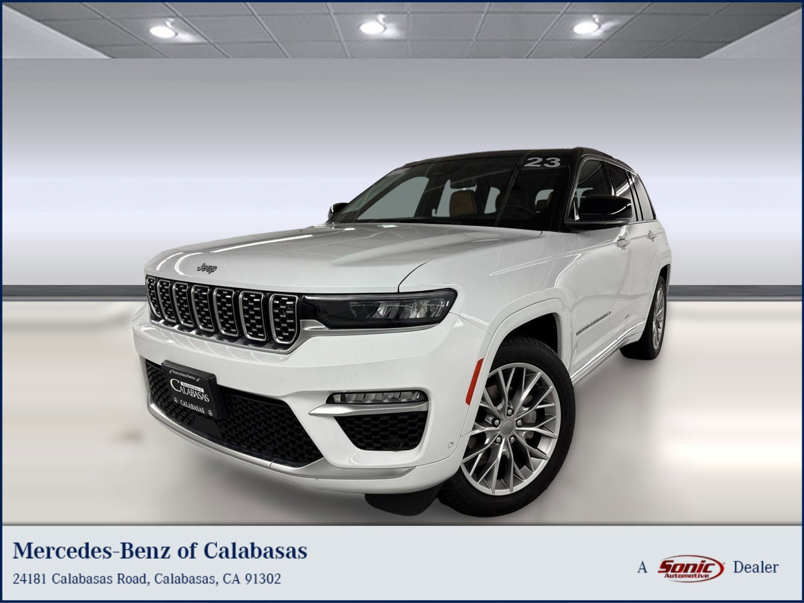 2023 Jeep Grand Cherokee Summit 4x4's photo
