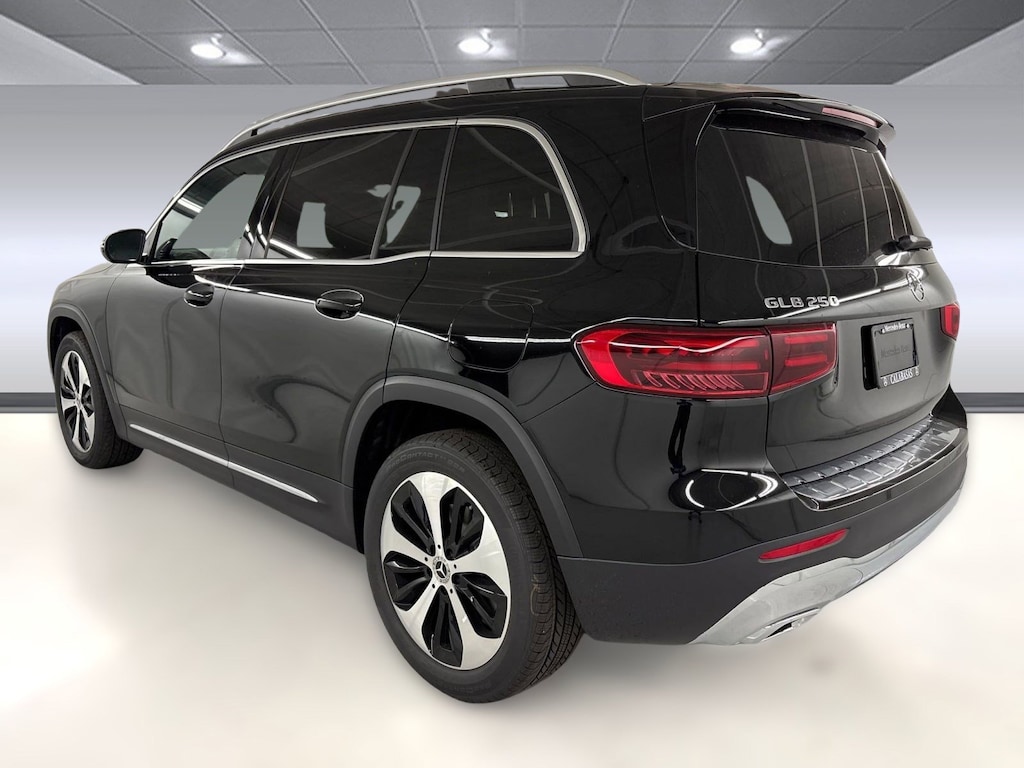 New 2026 Mercedes-Benz GLB 250 SUV