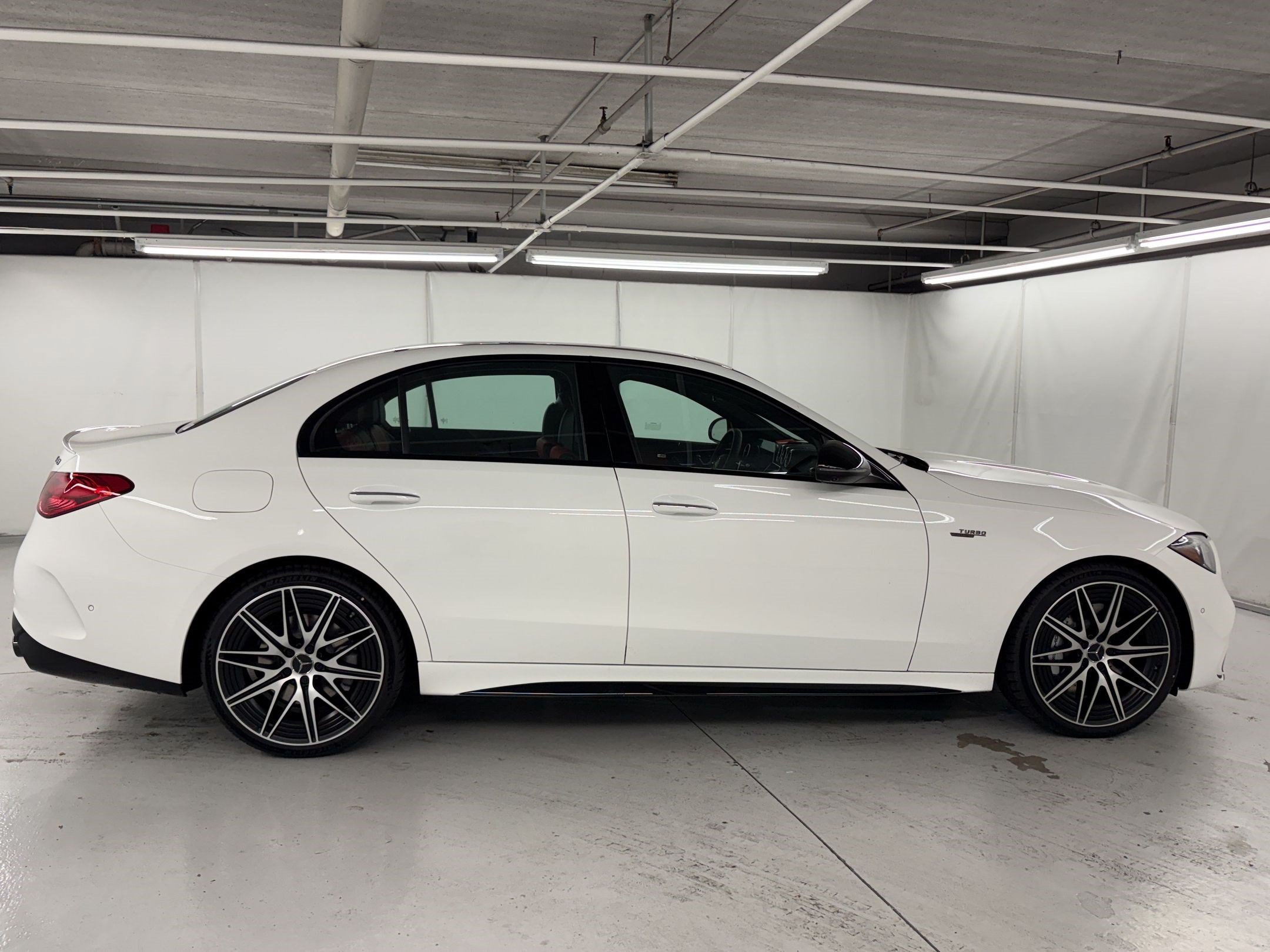 AMG C 43 4MATIC Sedan