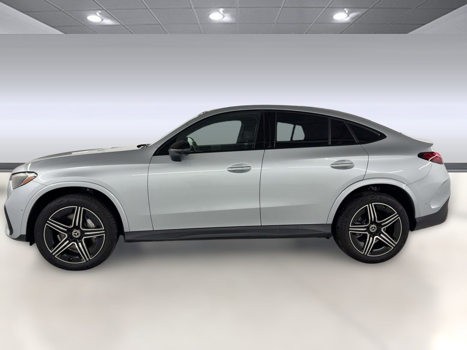 2024 Mercedes Benz GLC 300 4MATIC Coupe photo 2