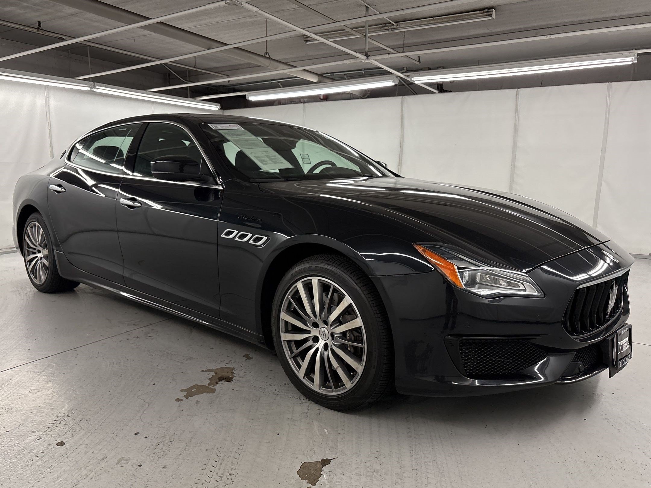 Quattroporte Modena Q4 Sedan