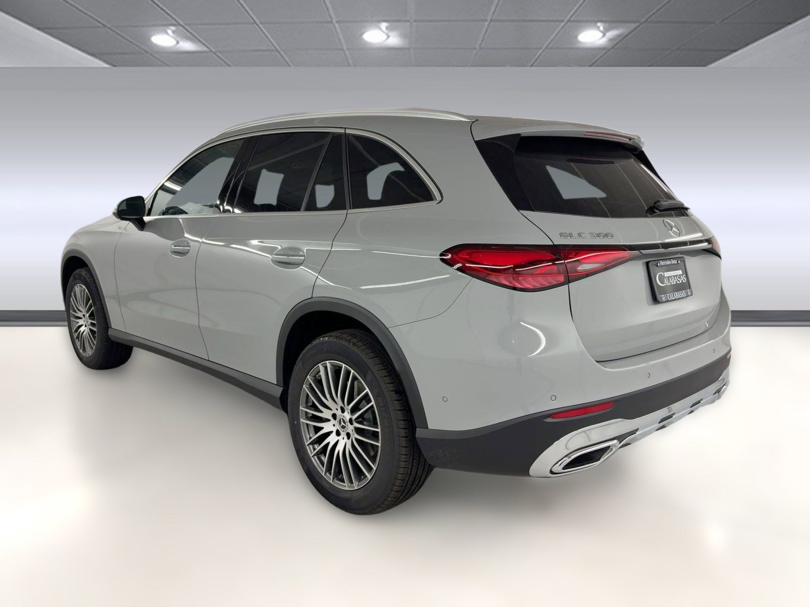 2026 Mercedes Benz GLC 300 photo 3