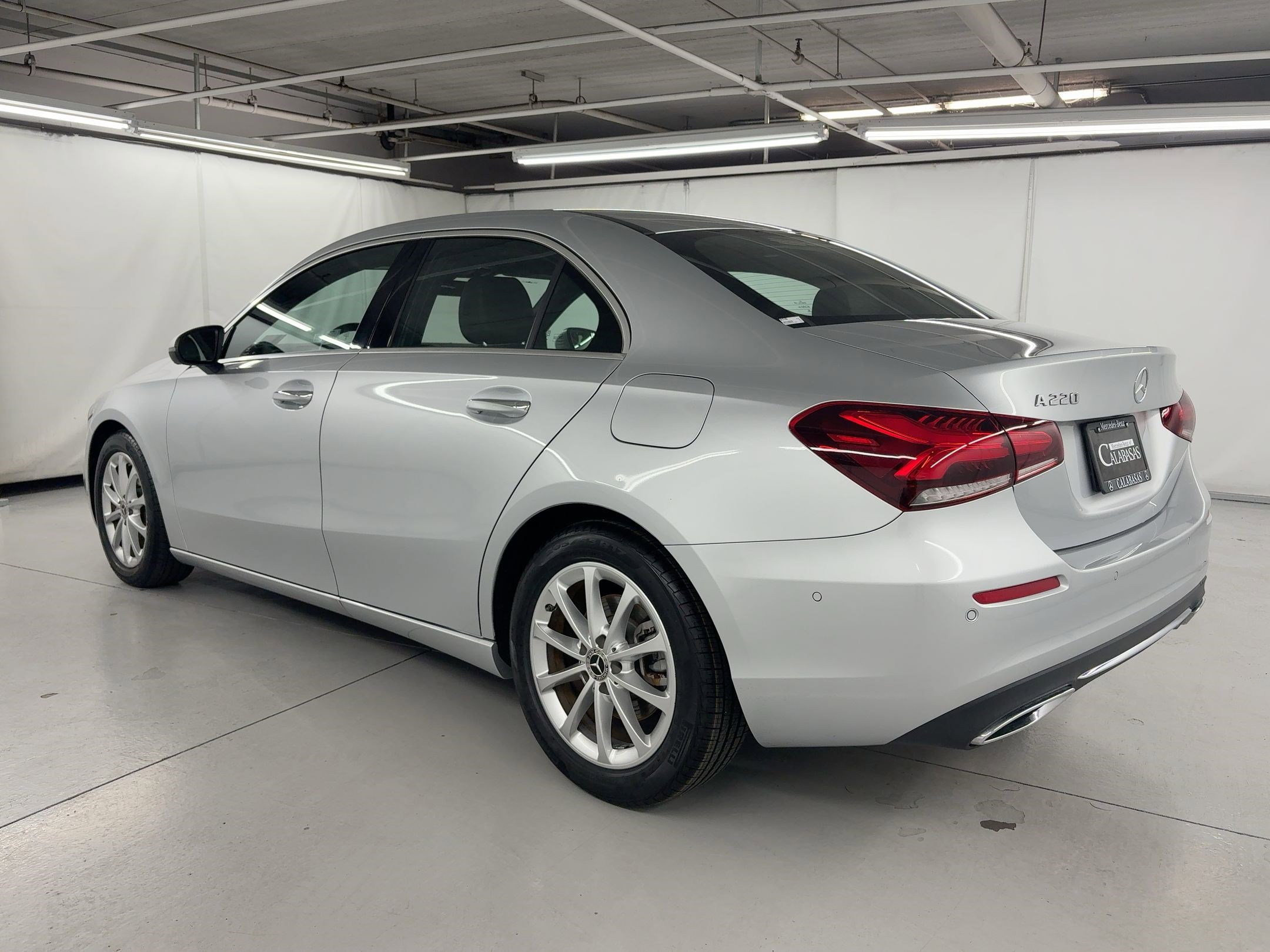 2022 Mercedes Benz A 220 photo 2