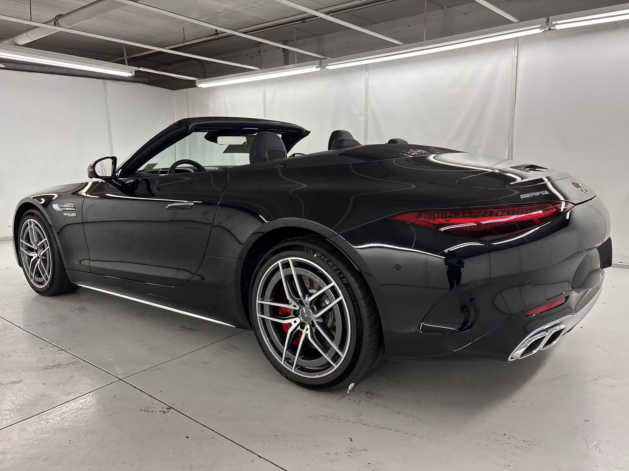 2025 Mercedes Benz SL AMG 55 photo 3