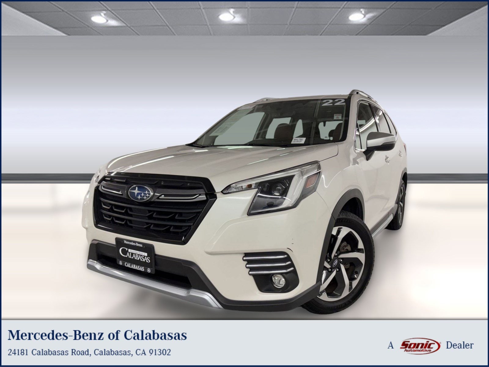 2022 Subaru Forester Touring photo 1