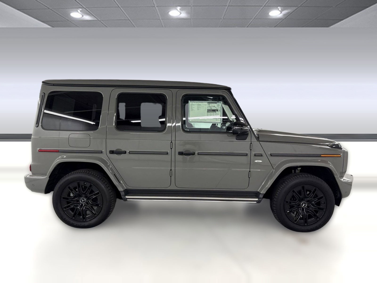 2025 Mercedes-Benz G-Class G580 - Photo 8