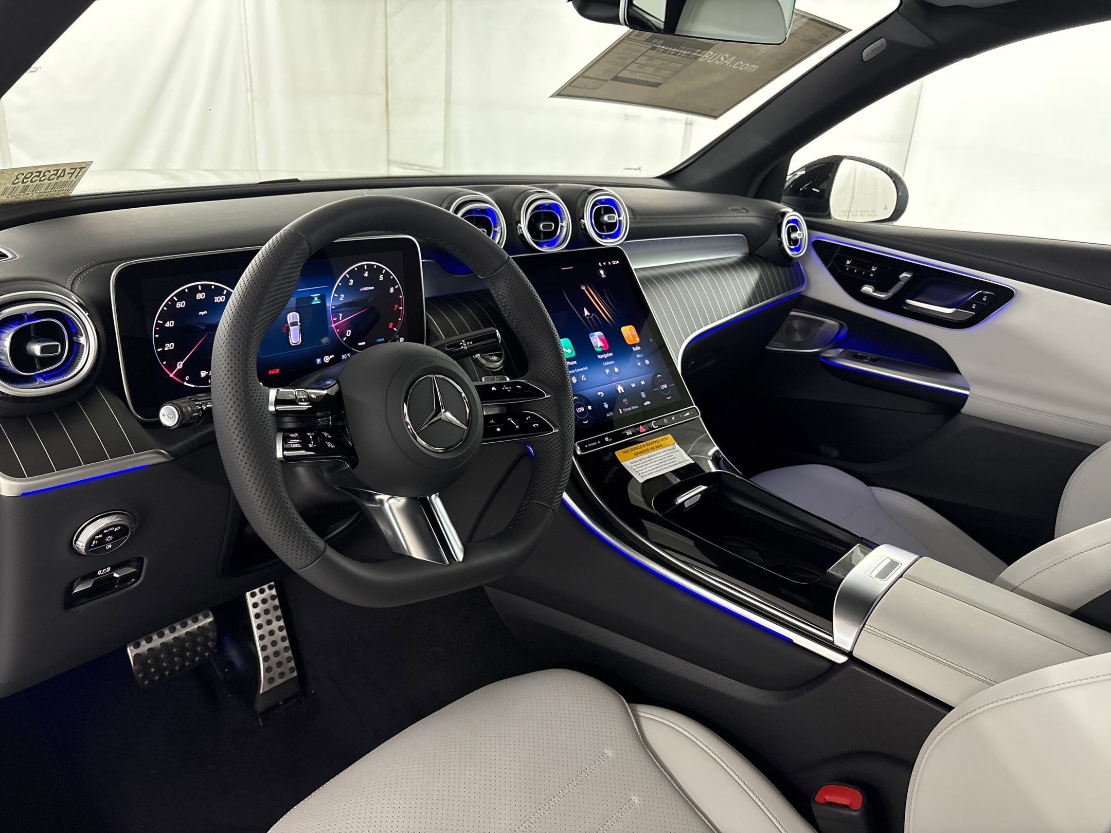 2026 Mercedes Benz GLC 300 photo 3