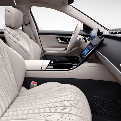 Mercedes-Benz S-Class
Driver Interior