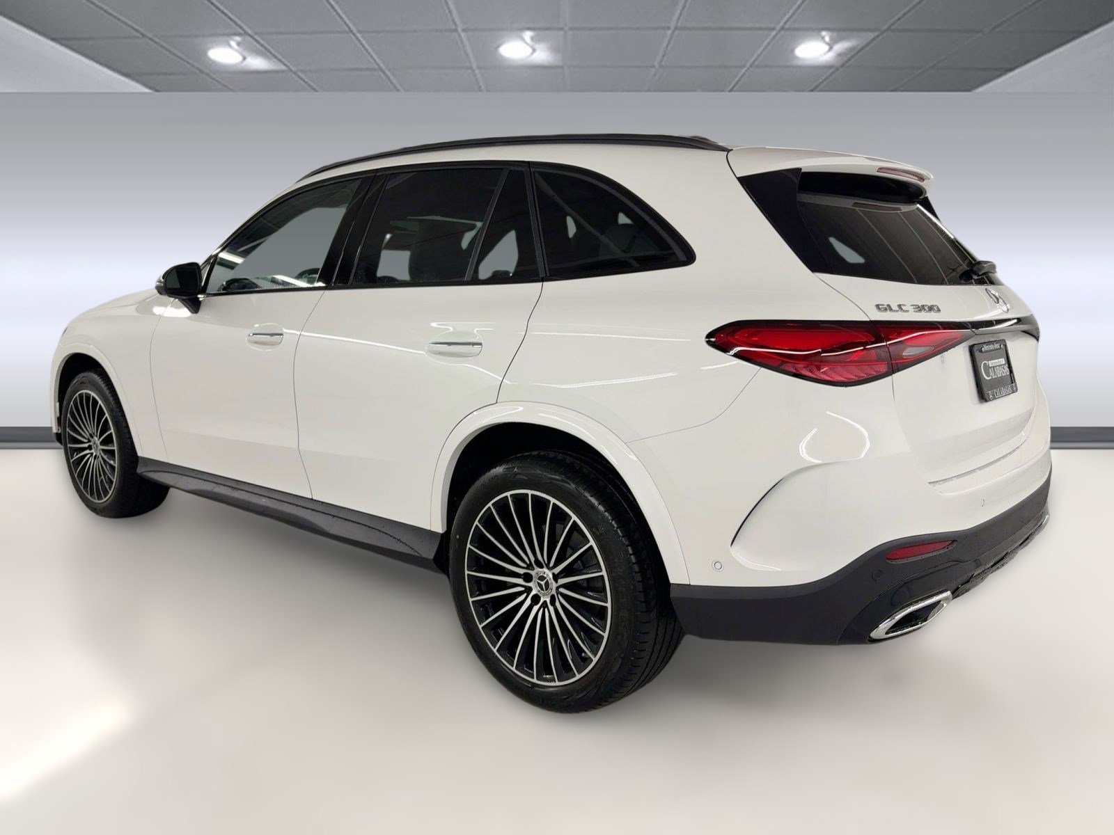 2026 Mercedes Benz GLC 300 photo 2