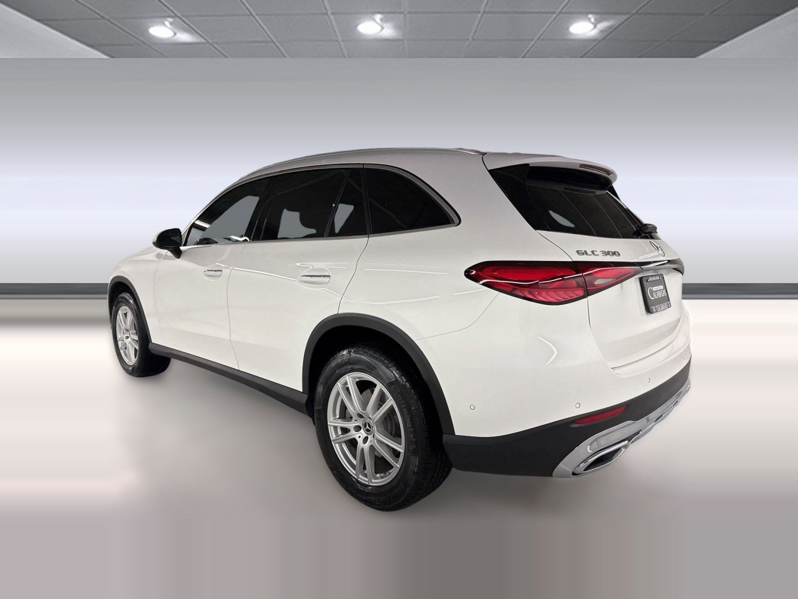 2026 Mercedes-Benz GLC 300 photo 2