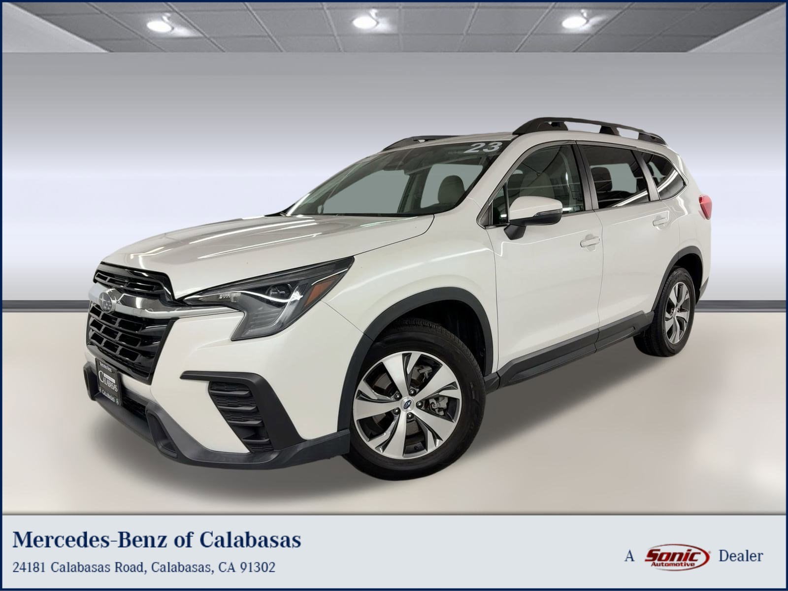 2023 Subaru Ascent Premium's photo