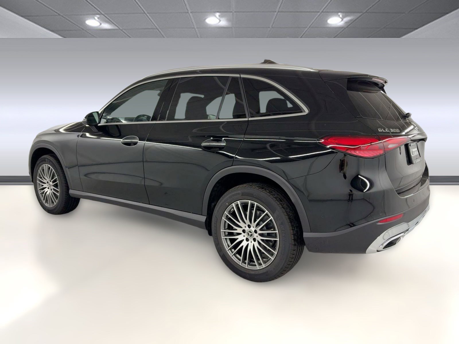 2026 Mercedes Benz GLC 300 photo 3