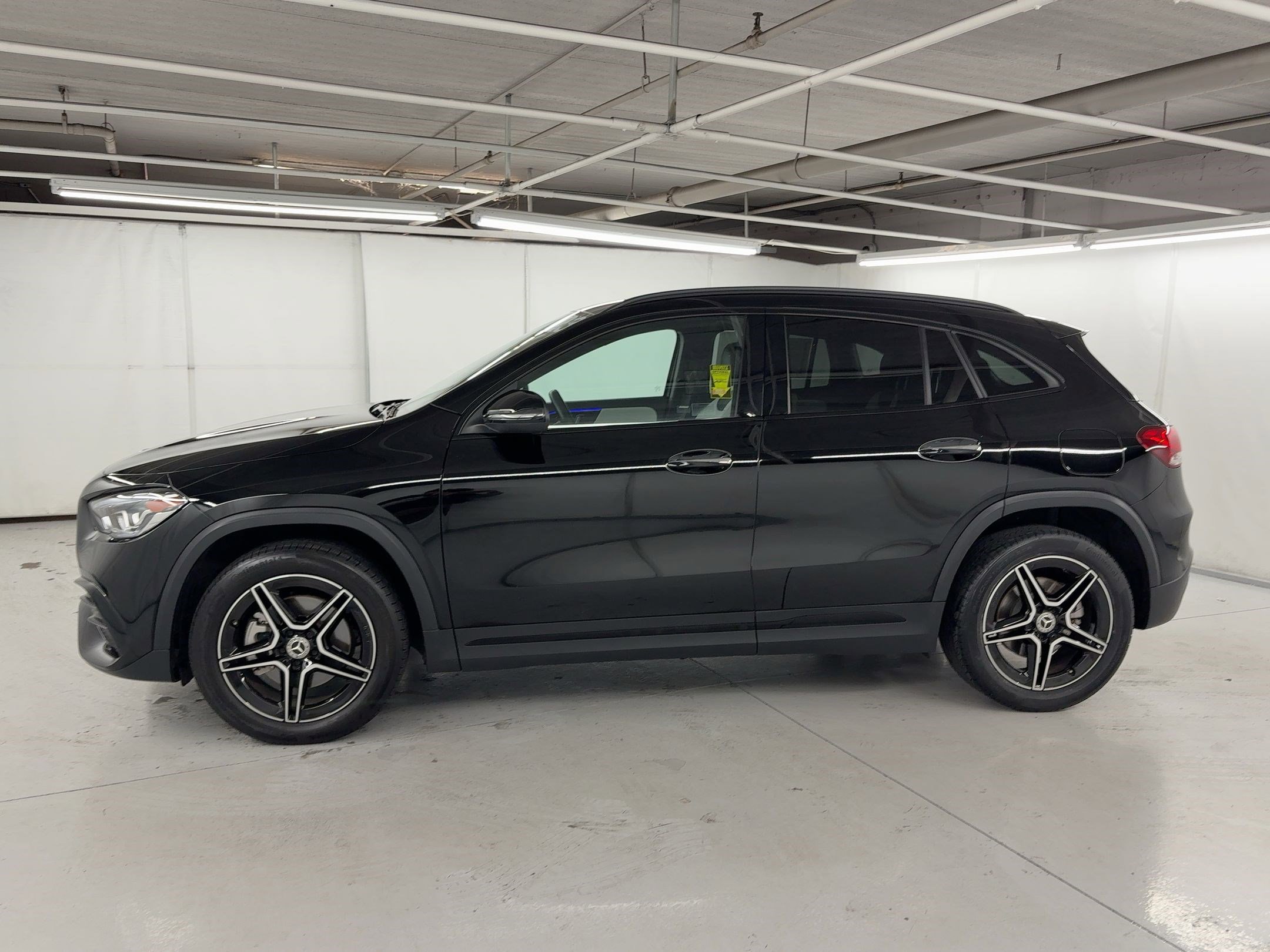 2023 Mercedes Benz GLA 250 photo 2