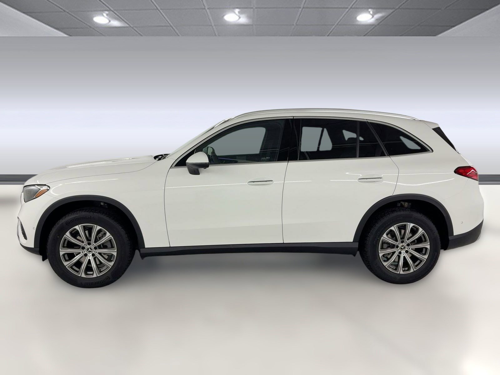 2026 Mercedes Benz GLC 300 photo 2