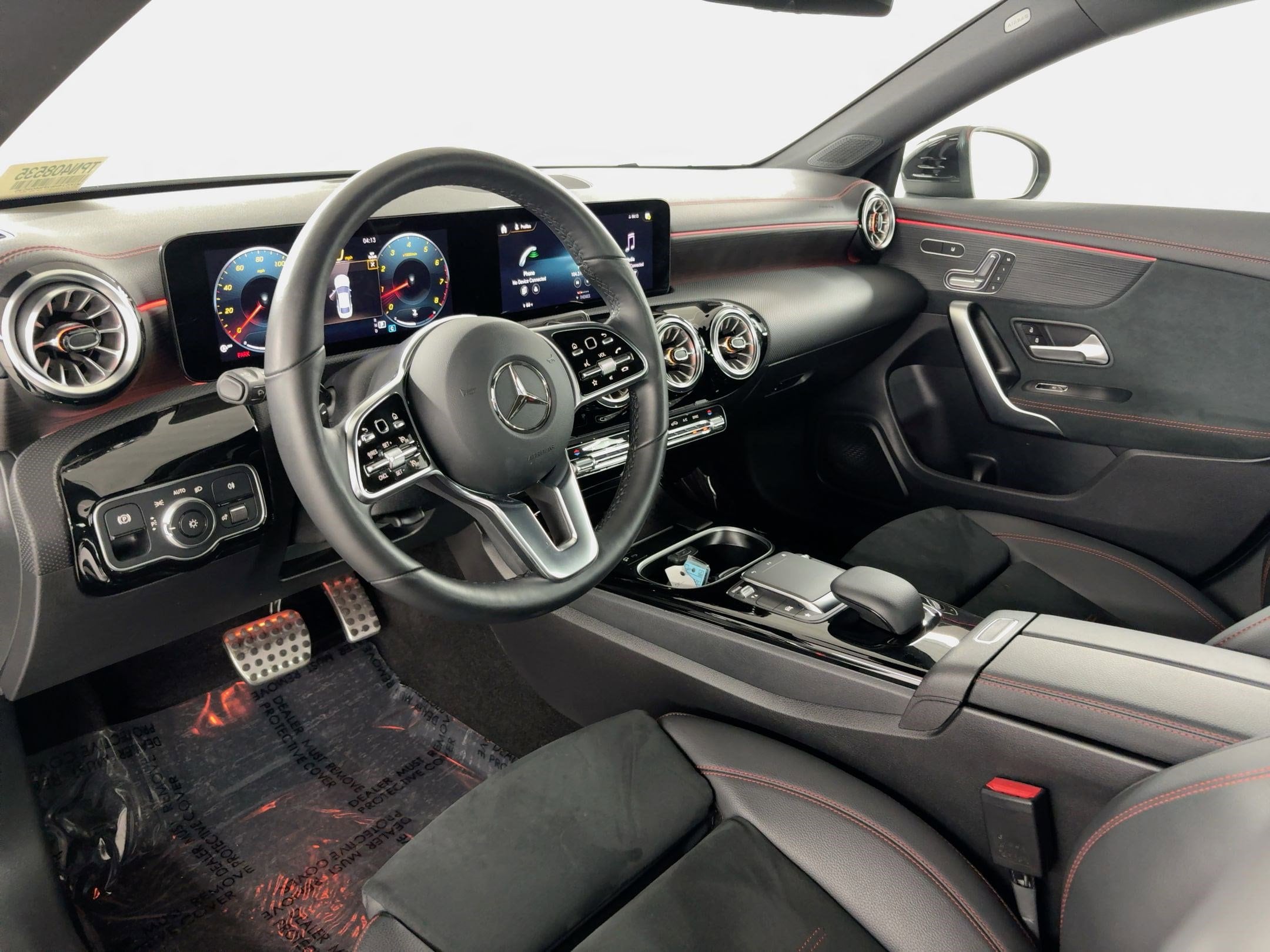 2023 Mercedes Benz CLA 250 4MATIC photo 4