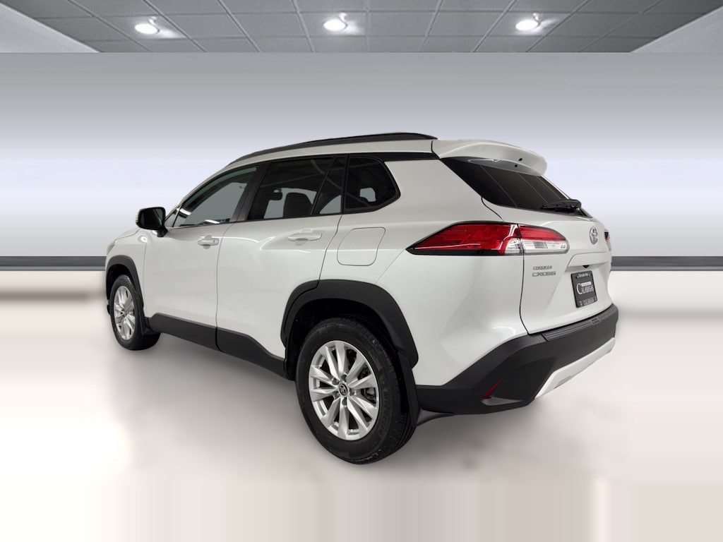 Used 2022 Toyota Corolla Cross LE SUV