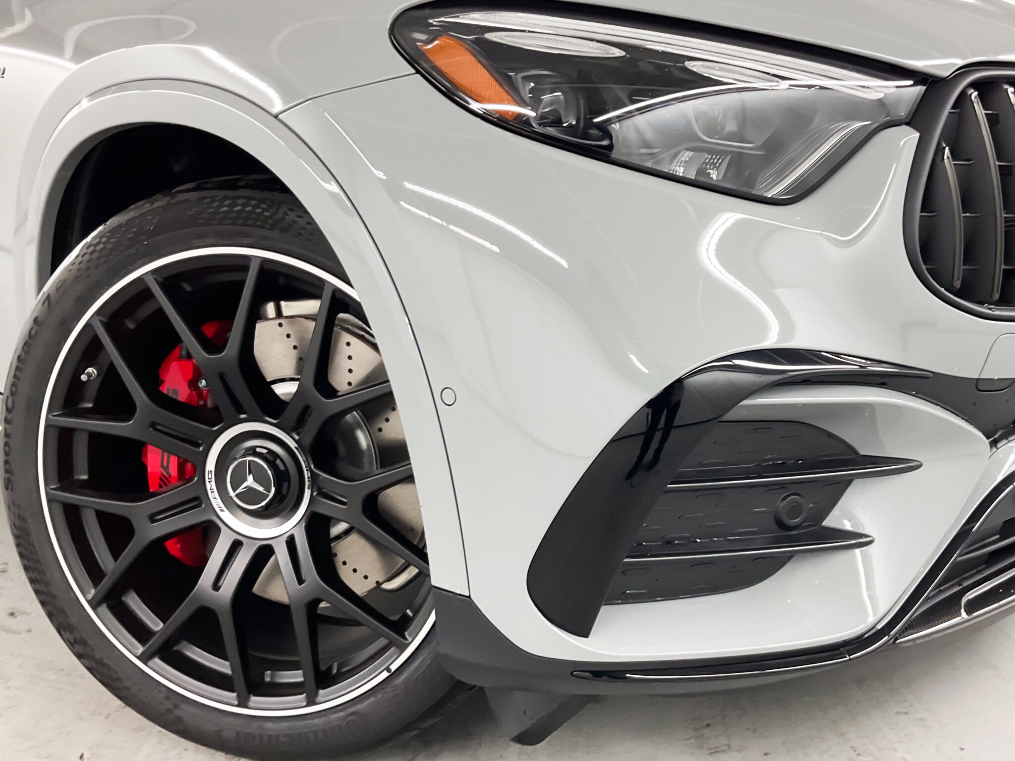2025 Mercedes Benz GLC AMG 63 photo 3