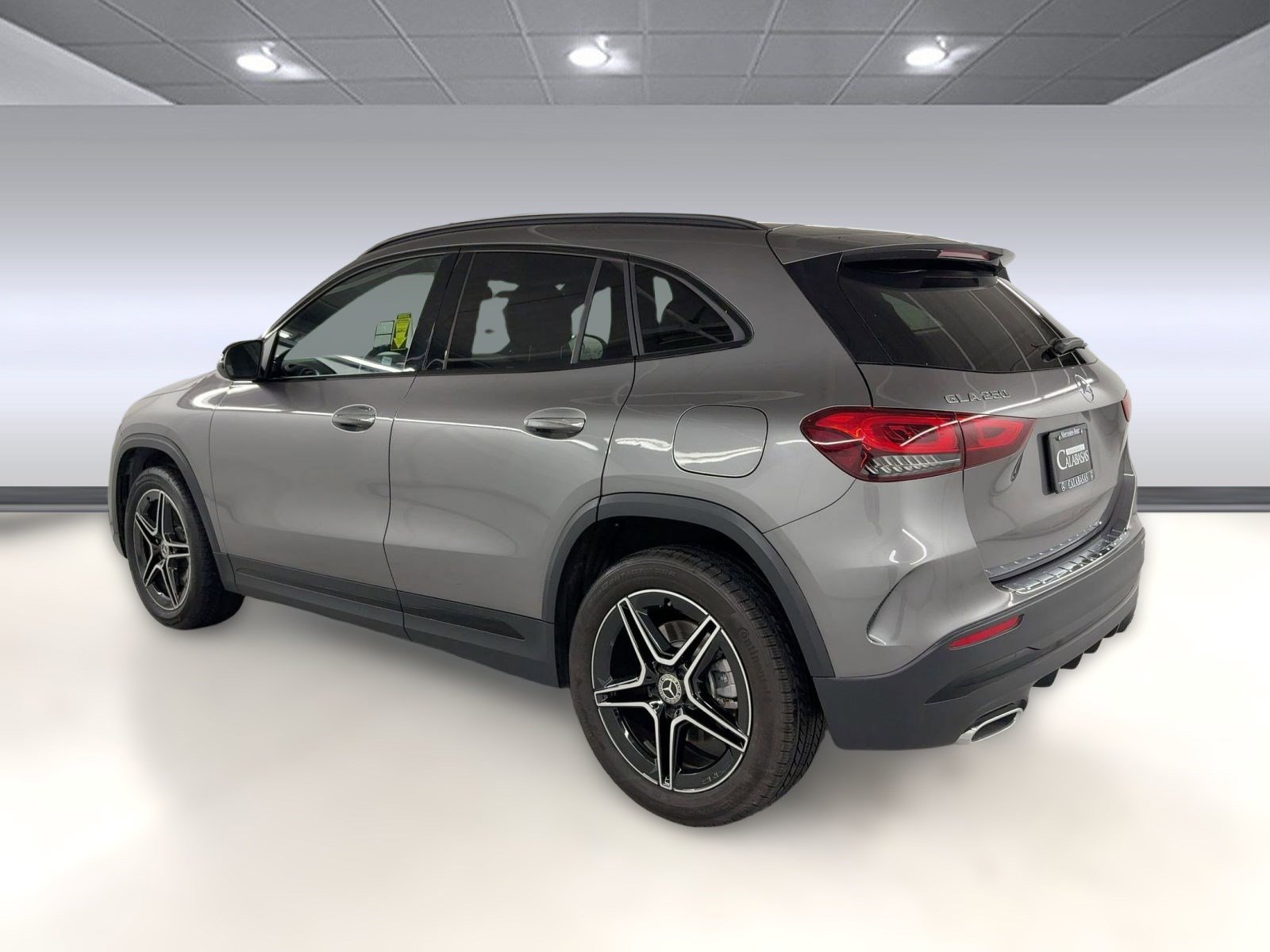 2023 Mercedes Benz GLA 250 photo 3