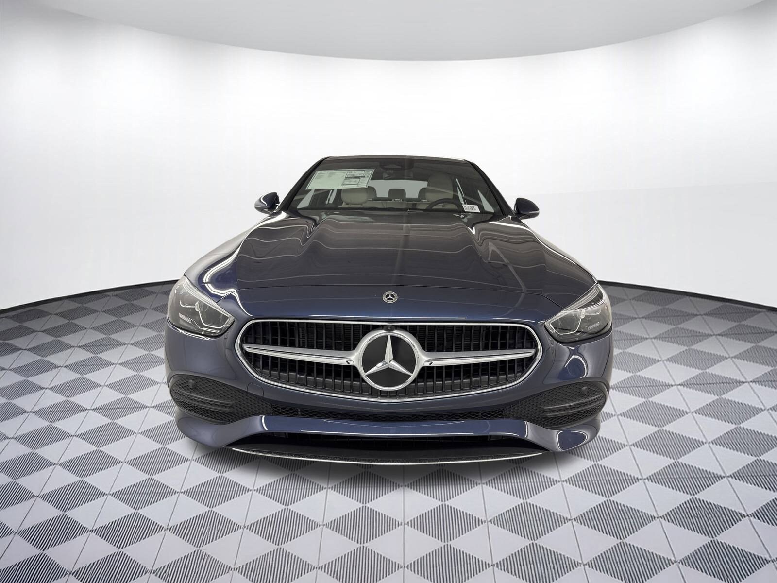 2025 Mercedes Benz C 300 Sedan photo 4
