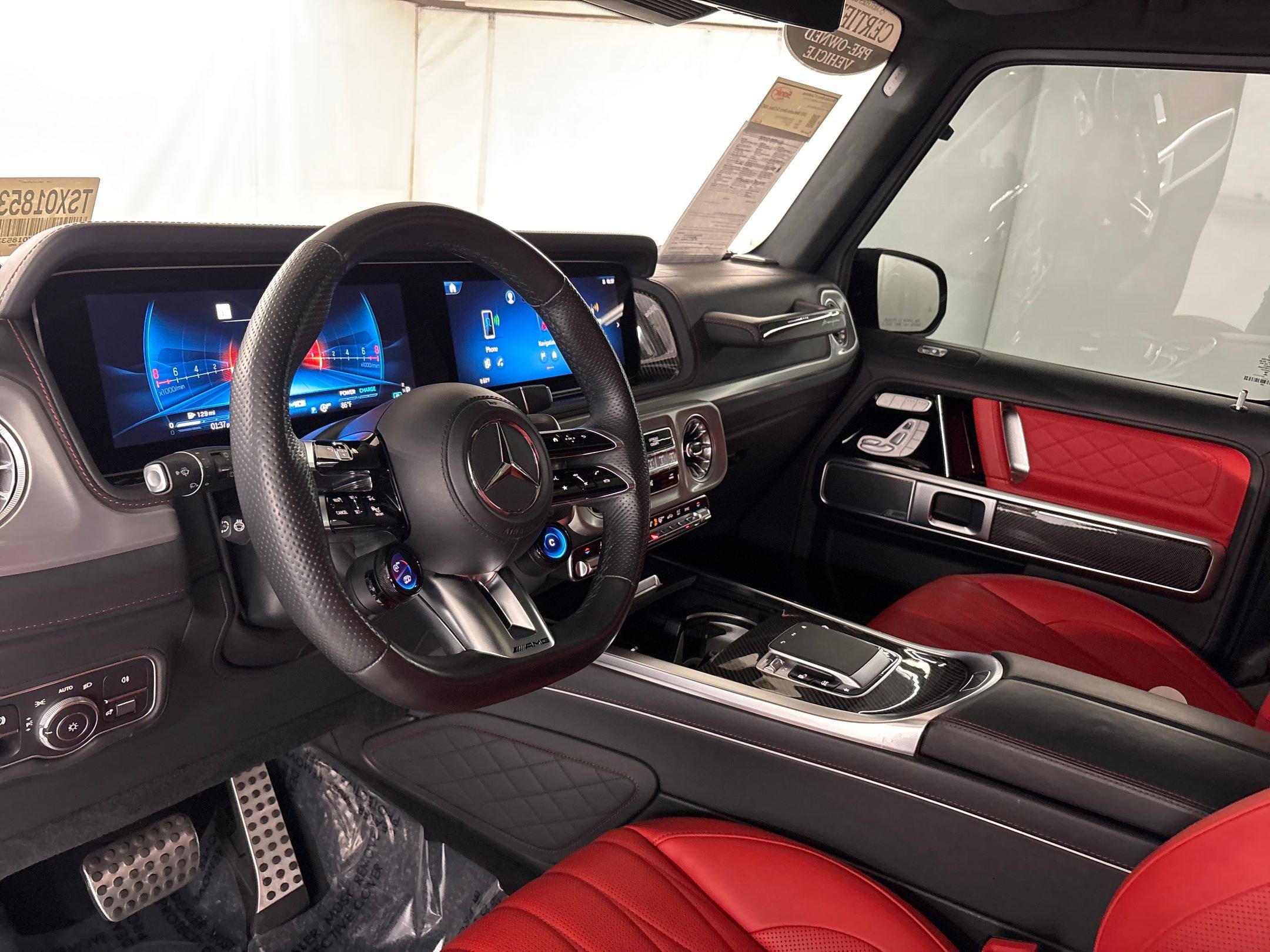 2025 Mercedes Benz G AMG 63 photo 3