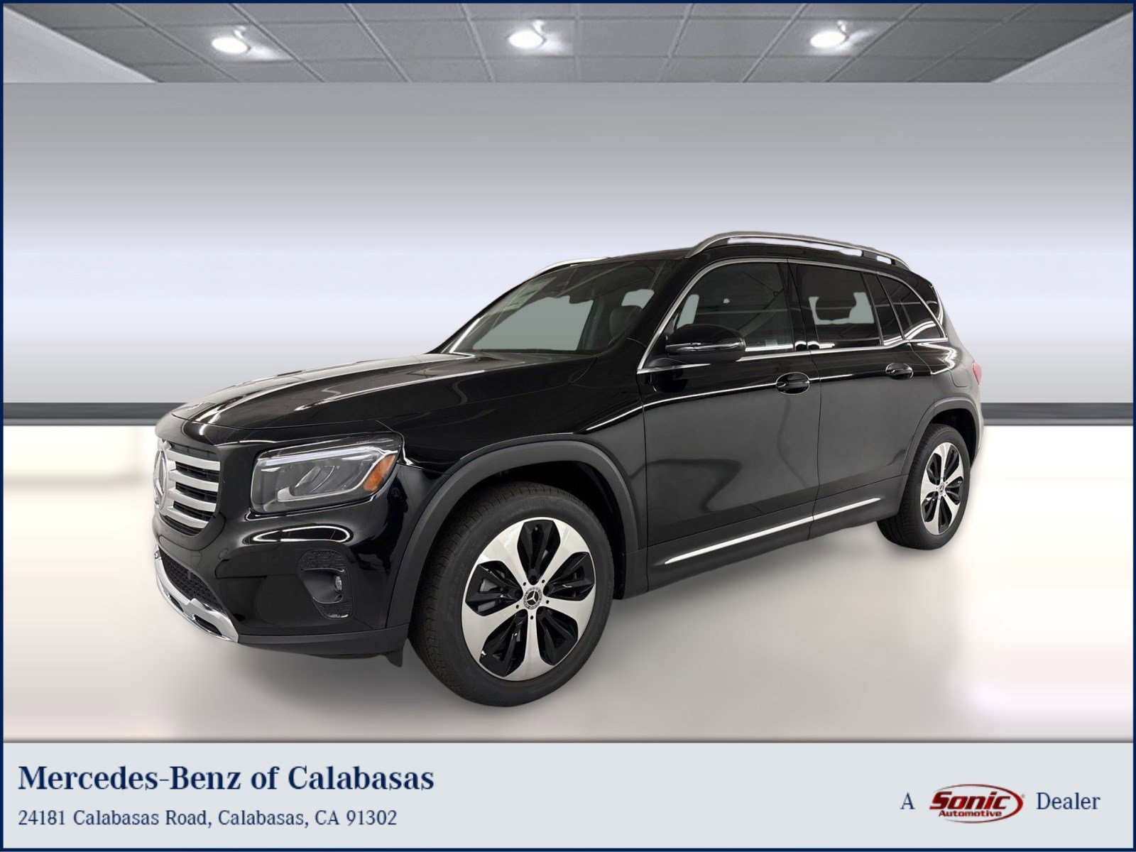 2026 Mercedes-Benz GLB Base's photo