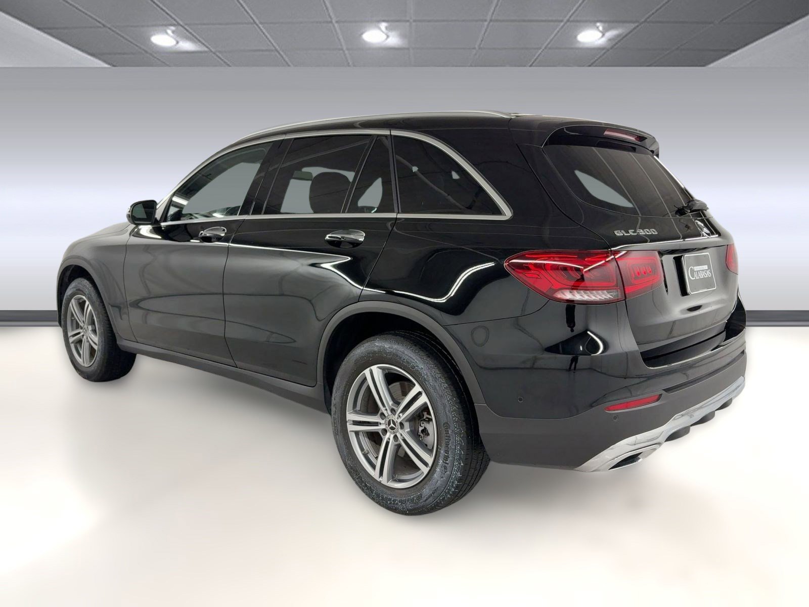 2022 Mercedes Benz GLC 300 photo 2