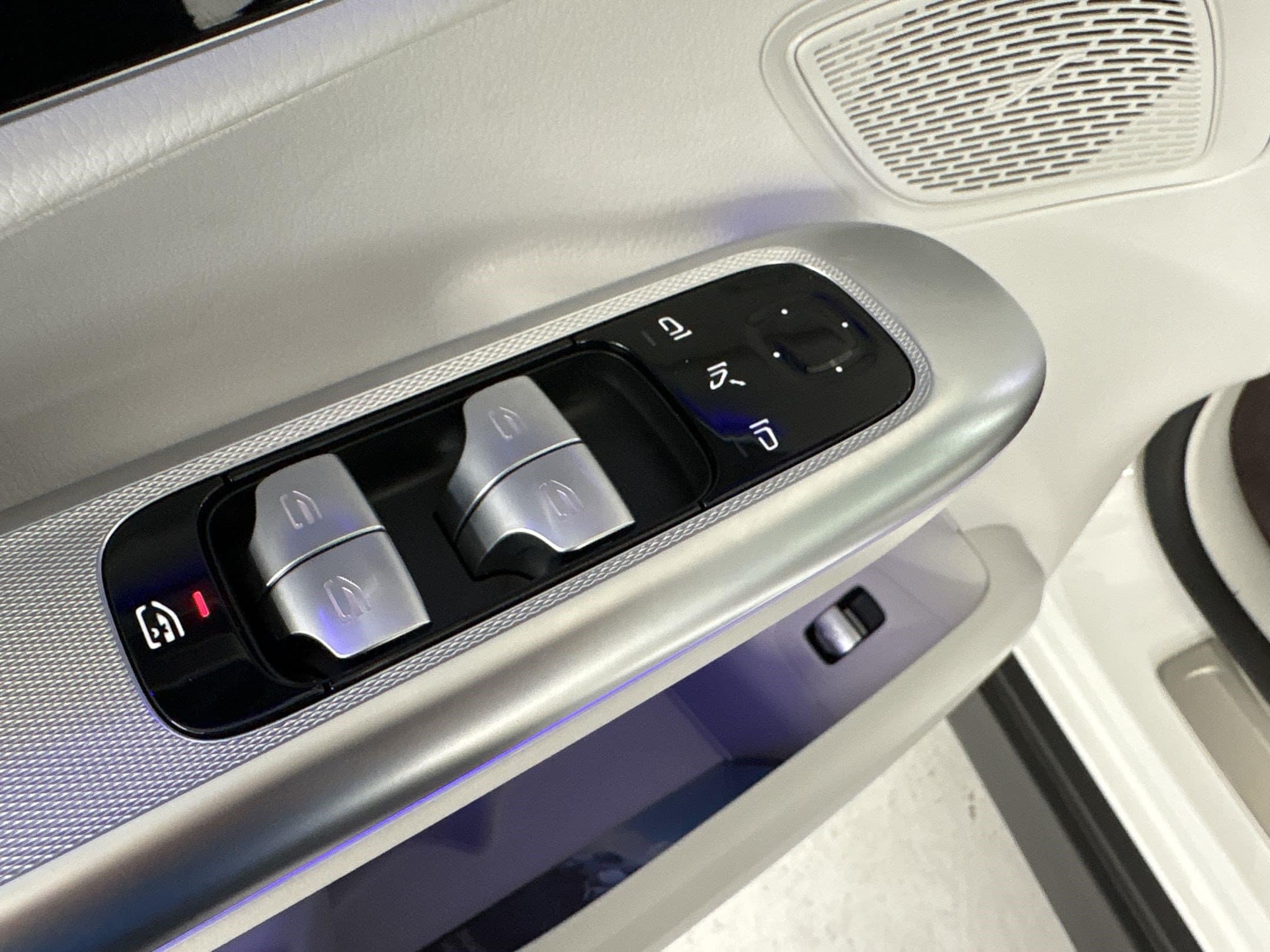 2026 Mercedes-Benz EQE SUV Base - Photo 13