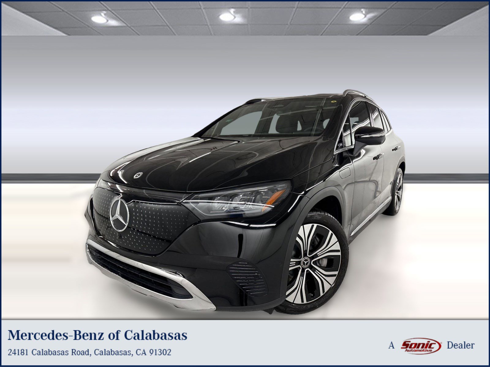 2026 Mercedes-Benz EQE SUV EQE 320+'s photo
