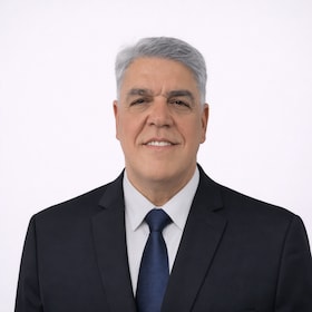 Staff member Dave Araujo from ID_7d134d12cc20