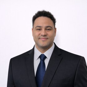 Staff member Edward Washington from ID_bd89e7