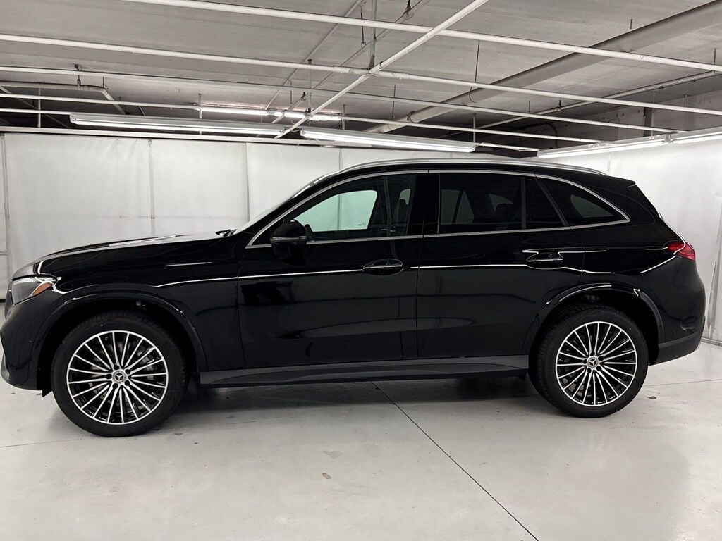 New 2026 Mercedes-Benz GLC 300 SUV