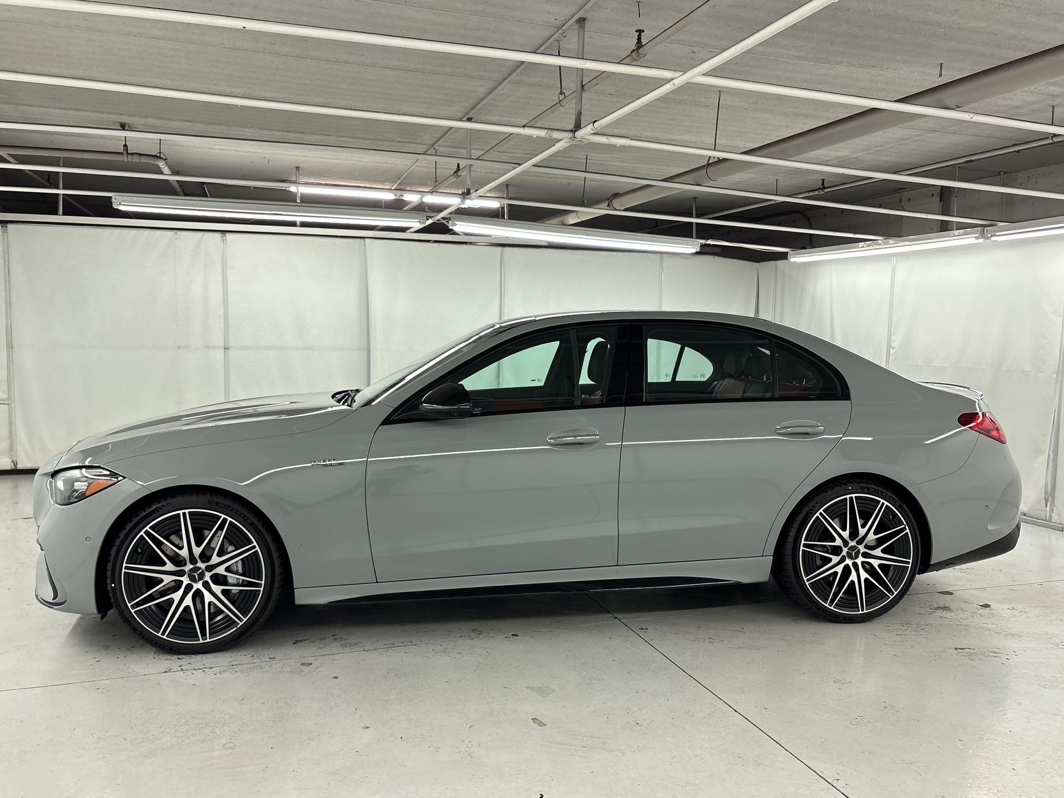 AMG C 43 4MATIC Sedan